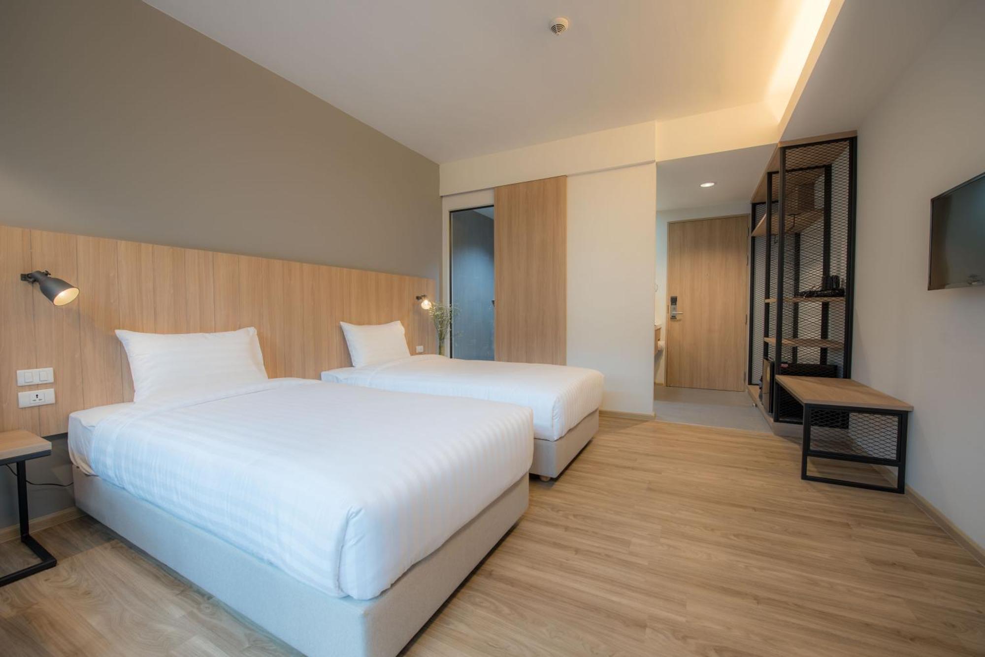 Mii Hotel Srinakarin Bangkok Room photo