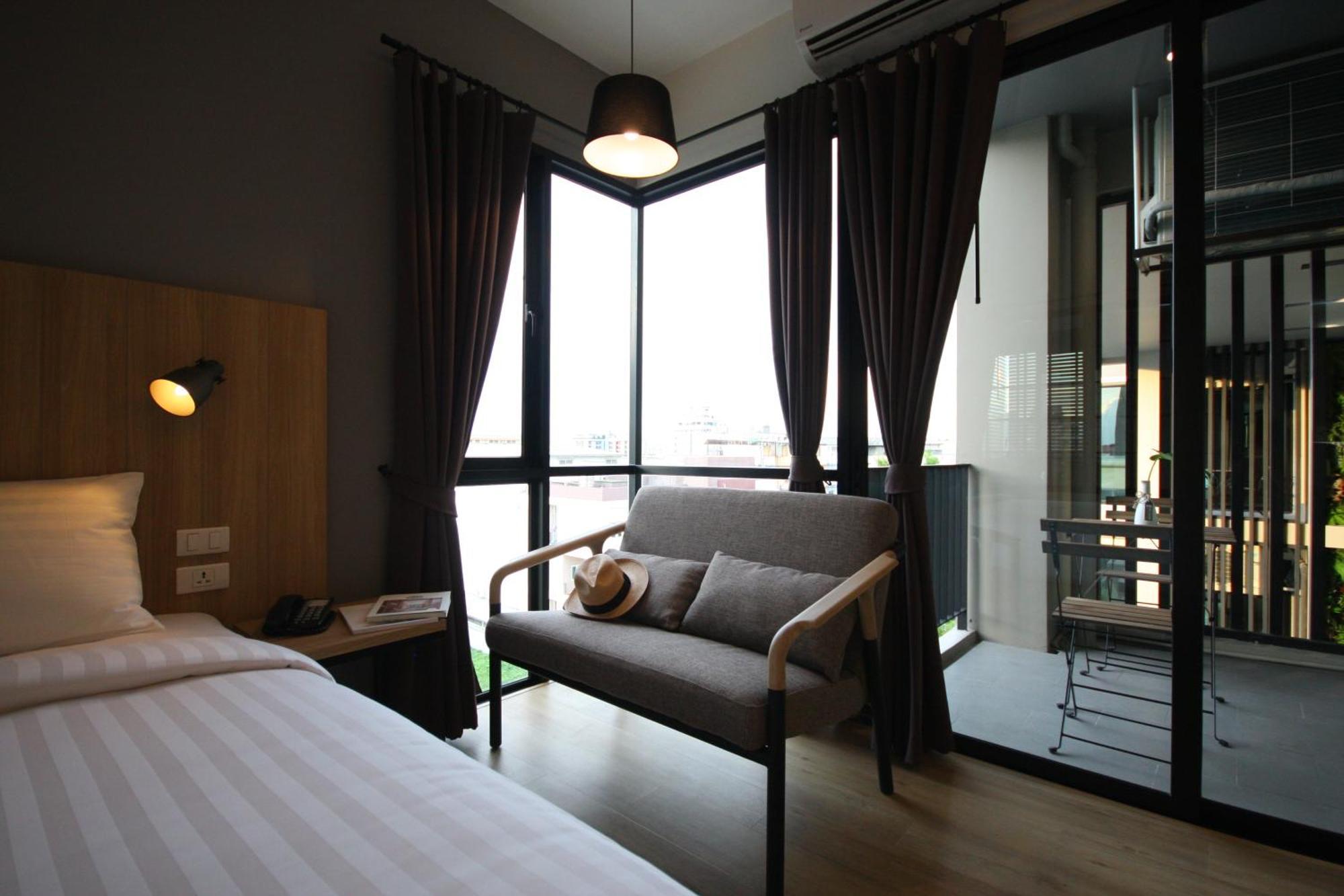 Mii Hotel Srinakarin Bangkok Room photo